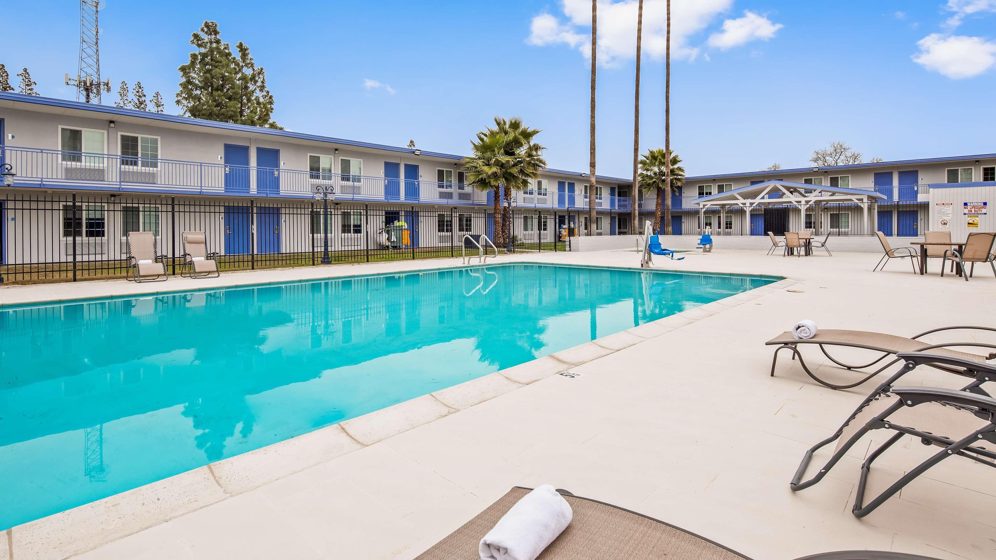 Surestay Plus Hotel By Best Western Sacramento Cal Expo Ngoại thất bức ảnh