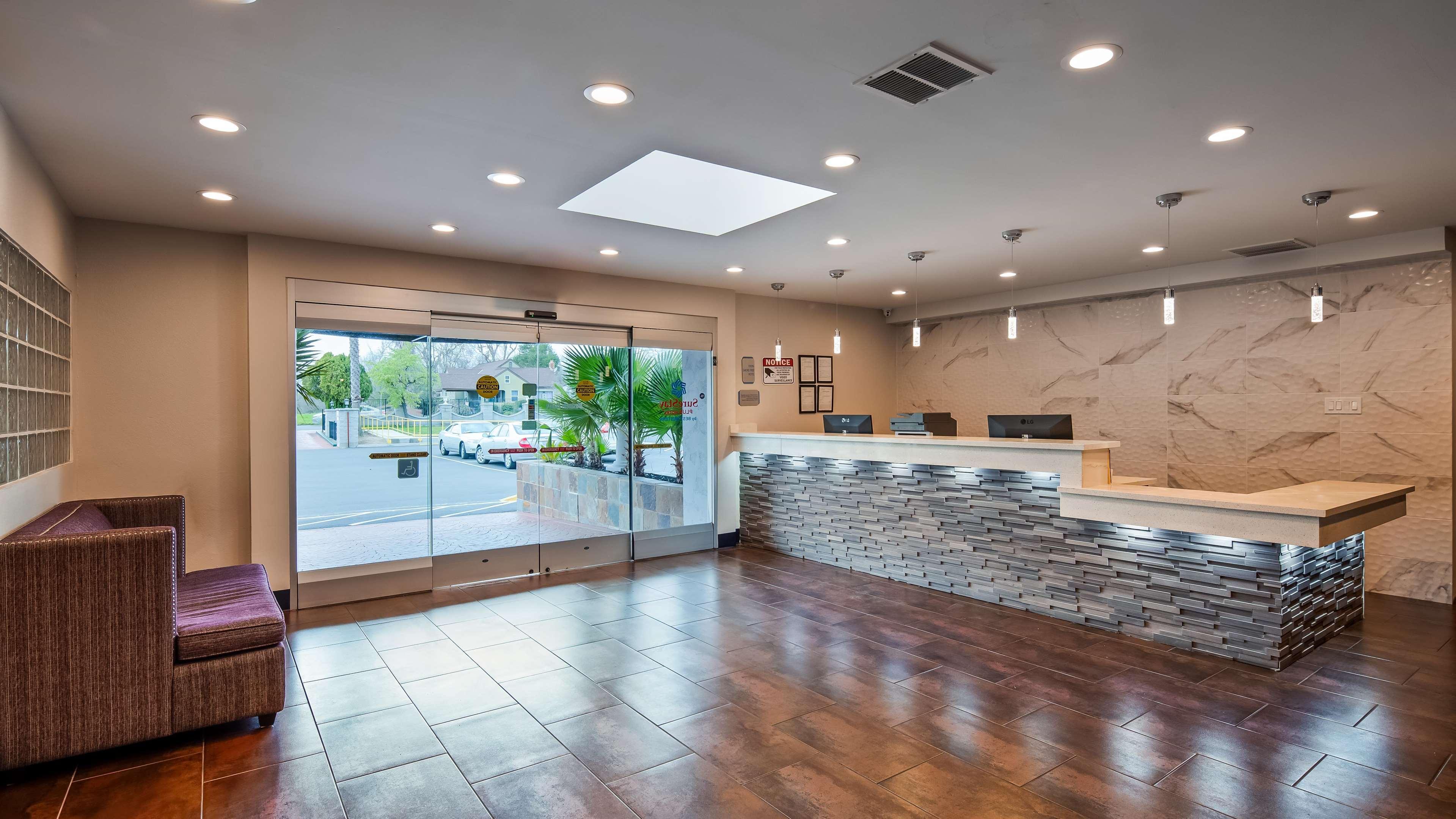 Surestay Plus Hotel By Best Western Sacramento Cal Expo Ngoại thất bức ảnh